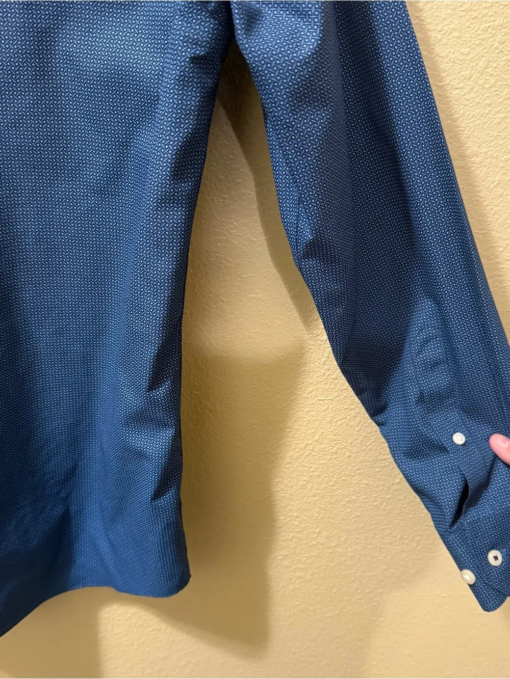 Men’s Small Banana Republic Blue Non-Iron Camden Fit Long Sleeve Button Up Shirt